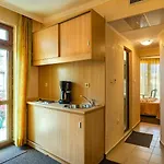 Hotel Zeus