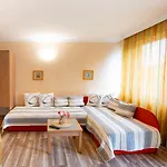 Hotel Zeus