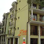 Zeus 3*