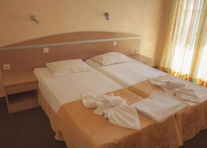 Zeus Hotel