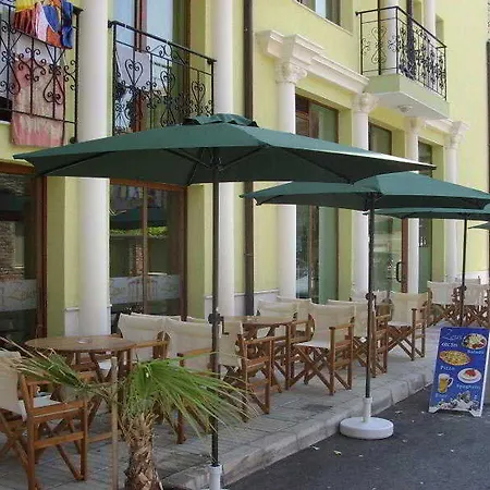 Zeus Hotel