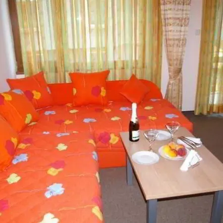 Отель Zeus Поморие