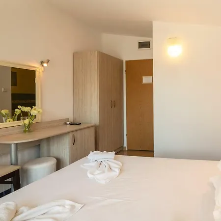 Zeus 3* Pomorie